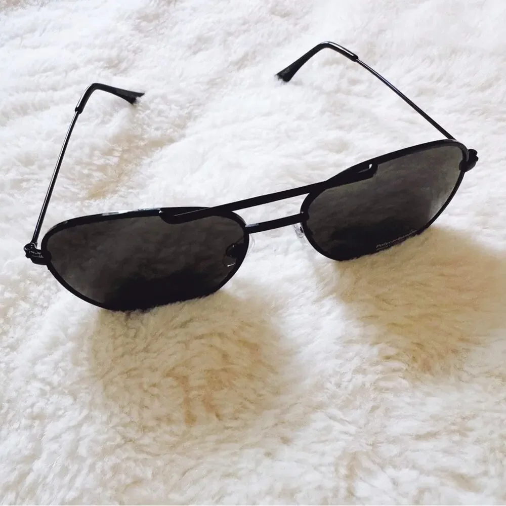 Tommy Black Minimalist Aviator Sunglasses